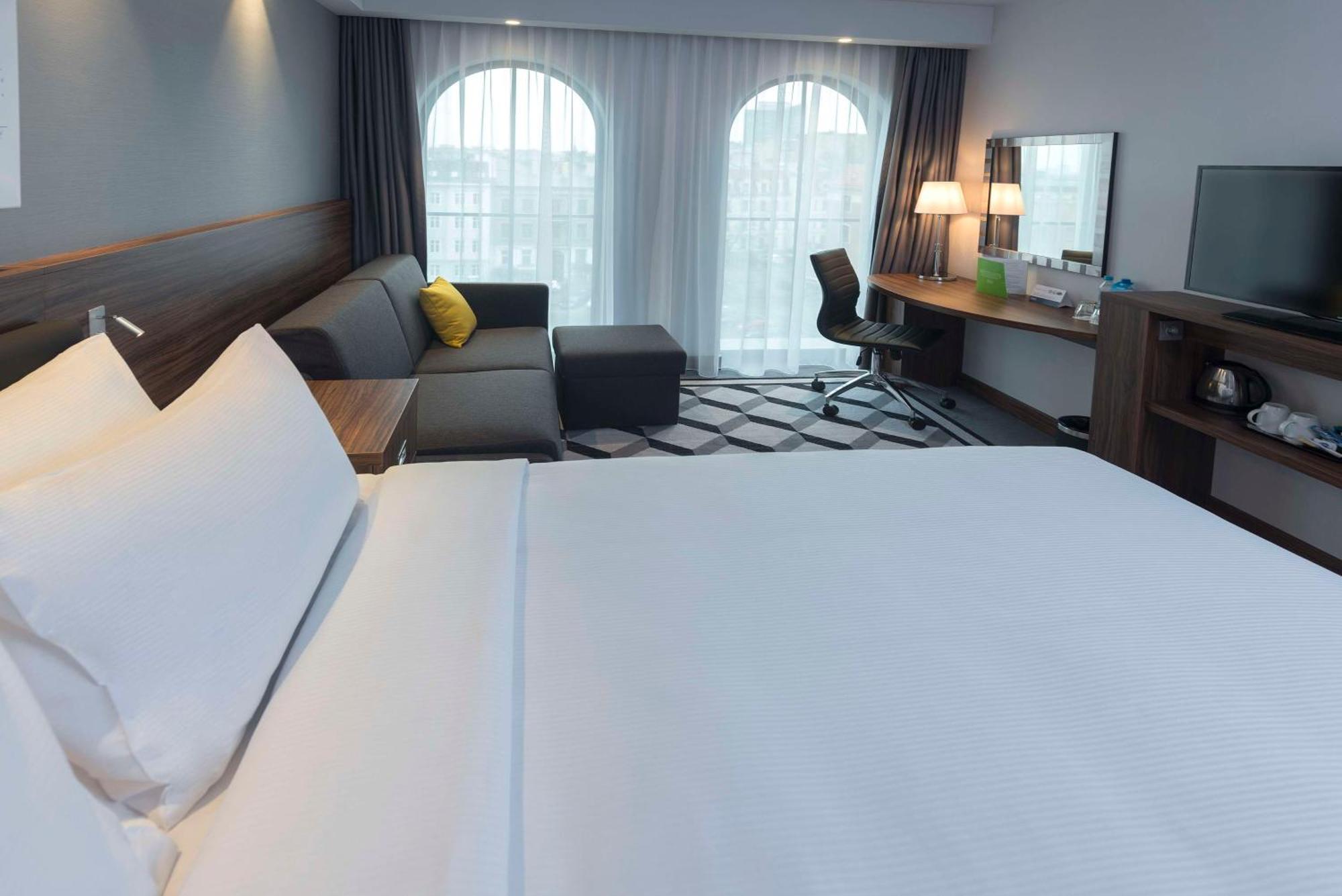 Hotel Hampton By Hilton Poznan Old Town Exterior foto